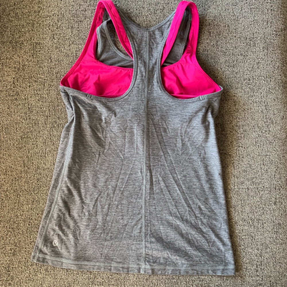 Lululemon tank top with bra